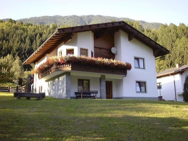 Ferienwohnung Ebner Флатах Екстериор снимка